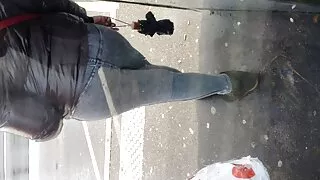 জ্বরপূর্ণ লোকটি আবেগ ...
