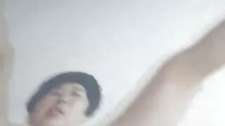 বাষ্পযুক্ত যথেষ্ট শ্ ...