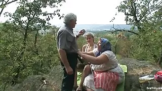 খালি গাধা সঙ্গে মুরগ ...